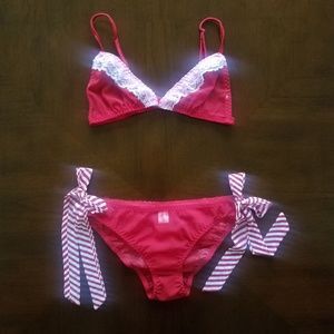 Red/White/Pink lingerie set